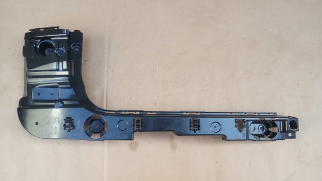 Лівий кронштейн заднього бампера 51127400665 BMW
