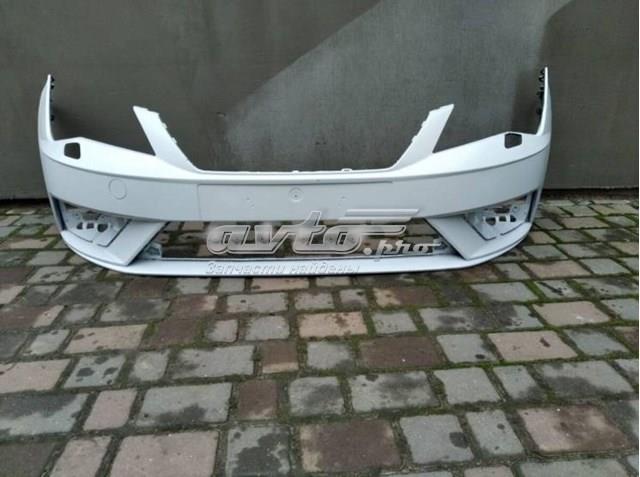 Бампер на авто 5F0807221RGRU VAG