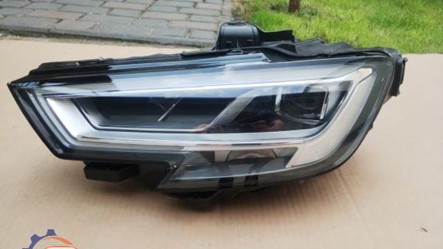 Фара дальнього світла в зборі 8V0941773C VAG