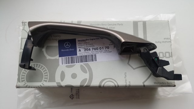 Ручка лівих задніх дверей зовнішня A2047600170 MERCEDES