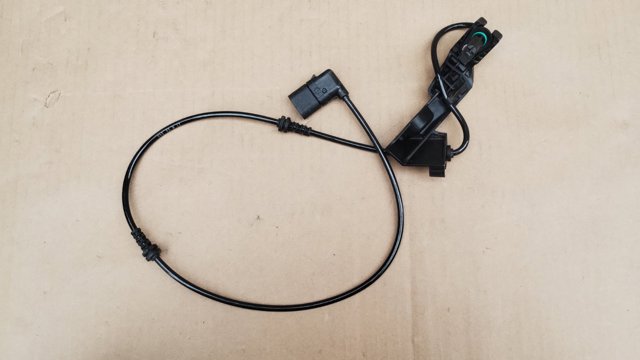 Датчик ABS передній лівий A2059058103 MERCEDES