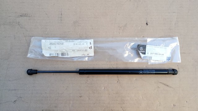 Амортизатор ляди A2079800664 MERCEDES