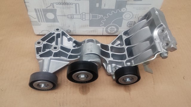 Натяжна планка поліклинового ременя A6402003370 MERCEDES