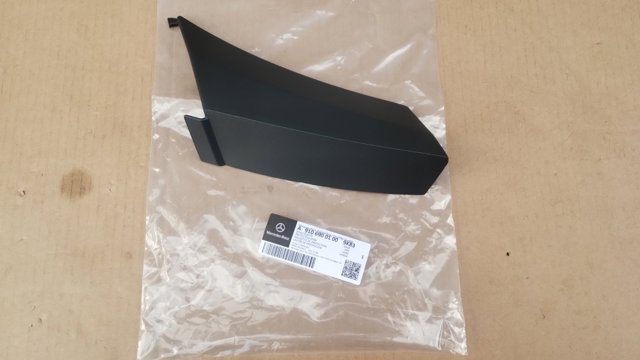 Молдинг переднього правого крила A91069001009K83 MERCEDES