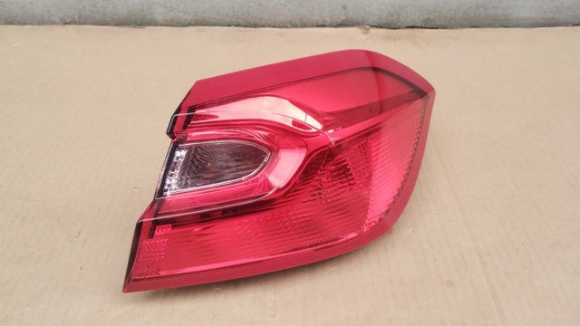 Стоп задній H1BB13404AJ FORD
