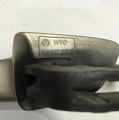 Ручка задніх лівих дверей 1K8837205F VAG
