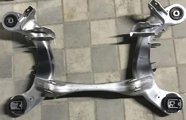 Підрамник задній 2213500508 MERCEDES