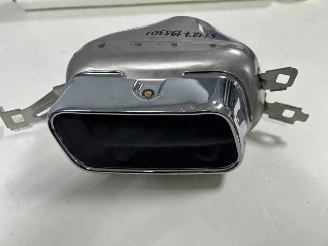 Накладка бампера заднього, ліва 51127195301 BMW