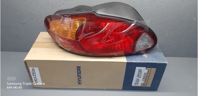 Ліхтар задній лівий Hyundai Lantra 2