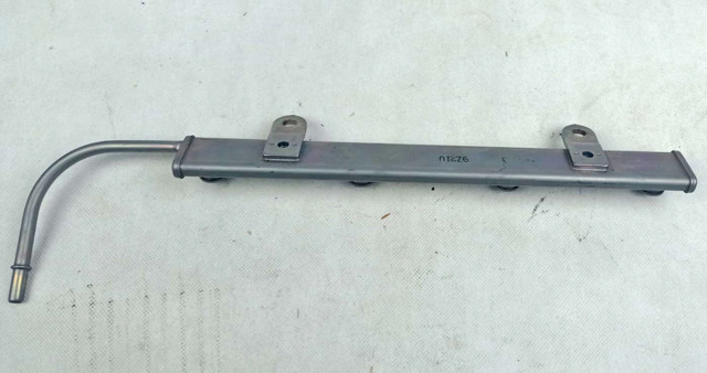 Паливна рампа 1465A402 MITSUBISHI