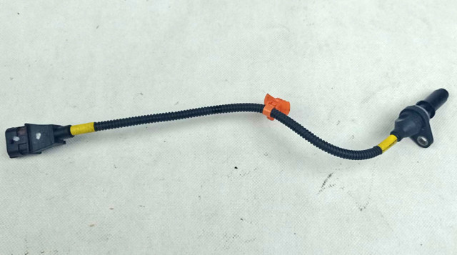 Датчик положення (оборотів) коленвалу 391802B080 HYUNDAI