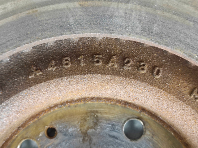 Диск гальмівний передній 4615A230 MITSUBISHI