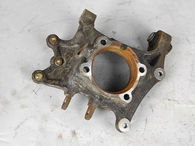 Цапфа - поворотний кулак заднім виходом, 52720C5200 HYUNDAI