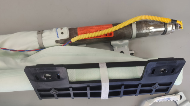 Подушка безпеки, збоку, права, AIRBAG 80420S1000 HYUNDAI