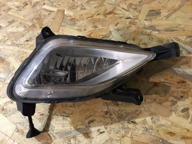 Протитуманка права 92202C1000 HYUNDAI