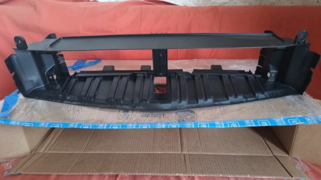 Повітропровід / дефлектор радіатора, нижній 42804863 GM