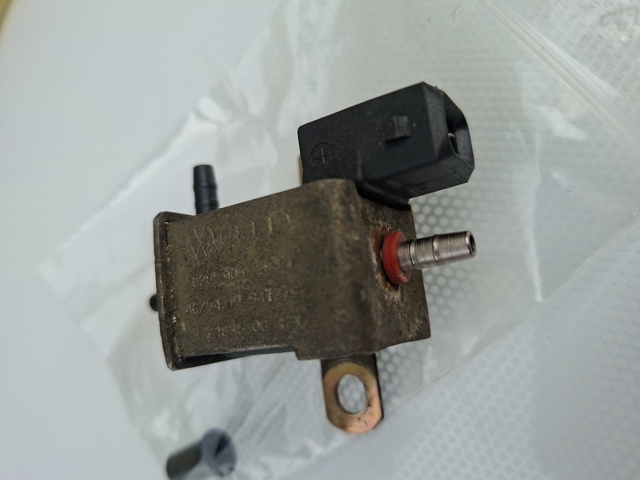 Клапан соленоїд регулювання заслонки EGR 028906283F VAG