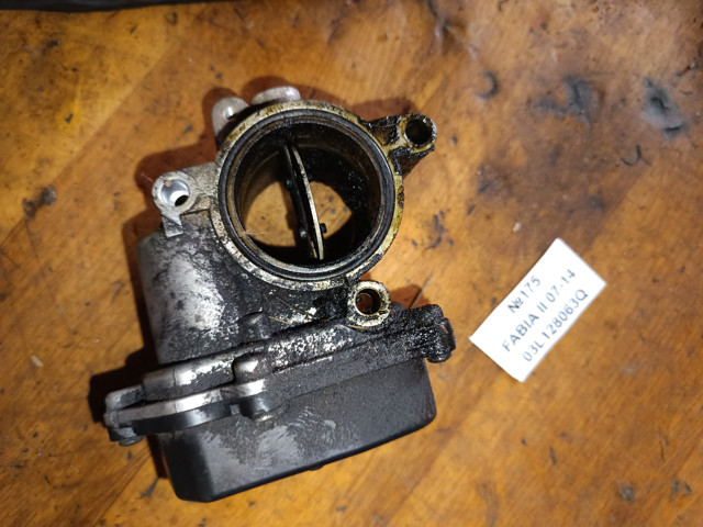 Заслінка повітряна 03L128063Q VAG