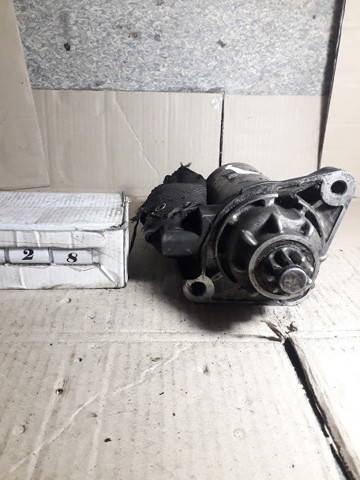 Стартер автомобільний 070911023B VAG