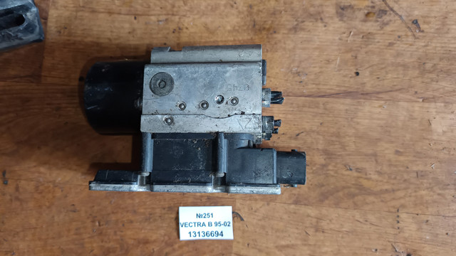 Блоки ABS 13136694 OPEL