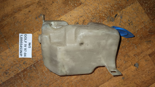 Бачок для омивайки 1J0955453N VAG