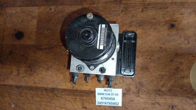 Блок управління АБС (ABS) 34516765452 BMW