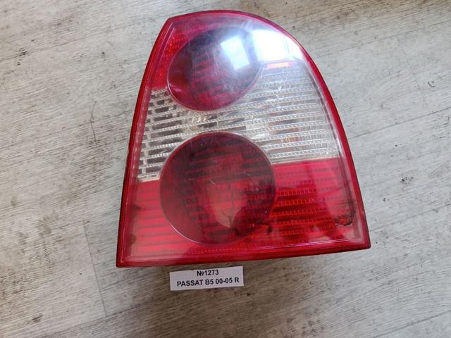 Задній правий стоп 3B5945096AE VAG