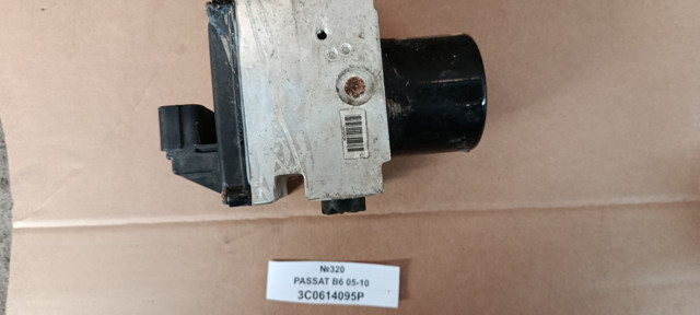 Блок керування АБС (ABS) 3C0614095P VAG