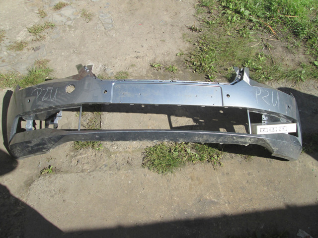 Бампер передній 3V0807221 VAG