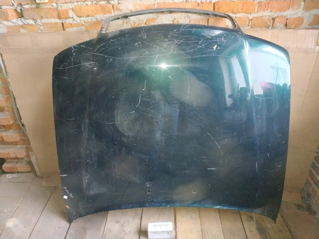 Капот 4A0823029C VAG