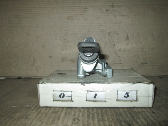 Замок запалювання 4D0905851 VAG