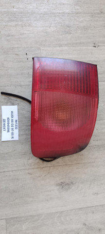 Фара задня права зовнішня 4D0945096 VAG