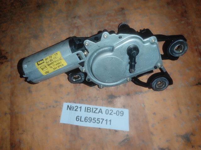 Двигун склоочисника заднього скла 6L6955711 VAG