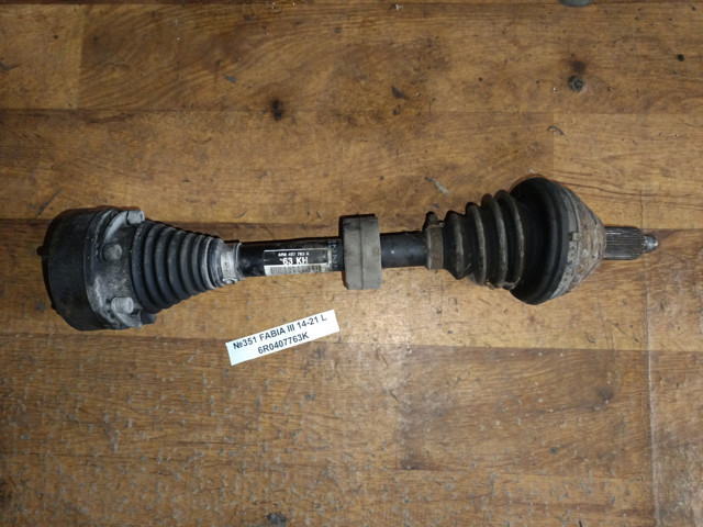 Привід передній лівий 6R0407763K VAG
