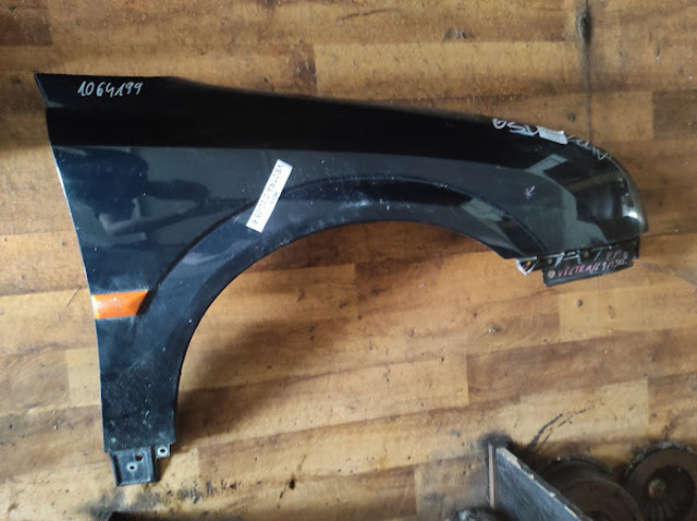 Переднє праве крило 93172025 OPEL