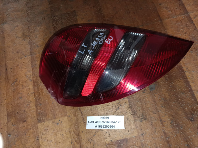 Ліхтар задній лівий A1698200964 MERCEDES