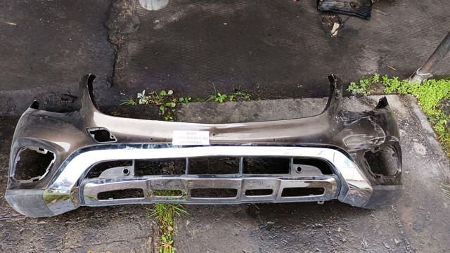 Кронштейн бампера переднього, центральний A2538850065 MERCEDES