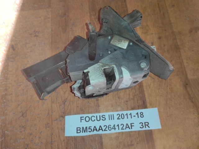Замок задніх дверей, правих BM5AA26412AF FORD