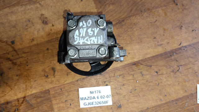 Насос рульового механізму GJ6E32650F MAZDA