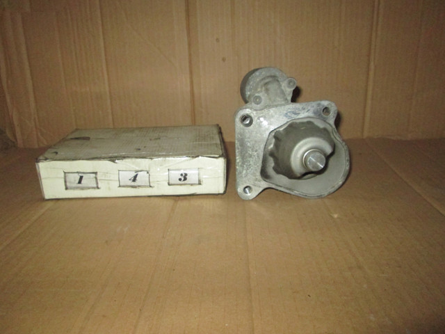 Стартер автомобільний Y60118400A MAZDA
