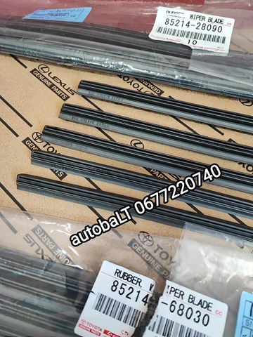 Гумка склоочисника пасажирська 8521468030 TOYOTA