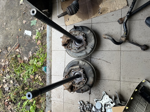 Привід задній 4231160242 TOYOTA