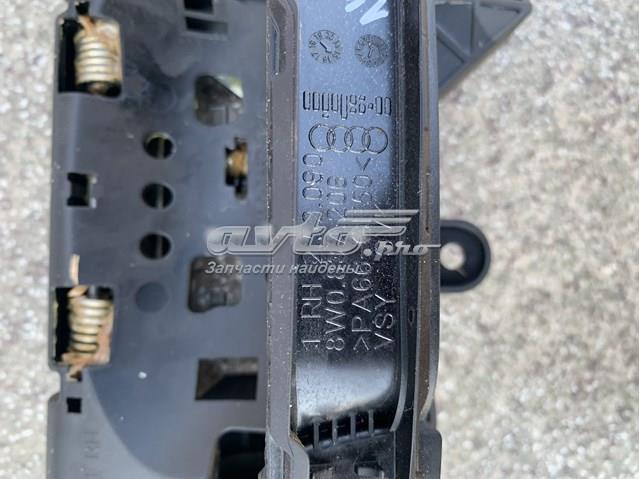 Ручка дверей правих, зовнішня, перед/зад 8W0837206 VAG