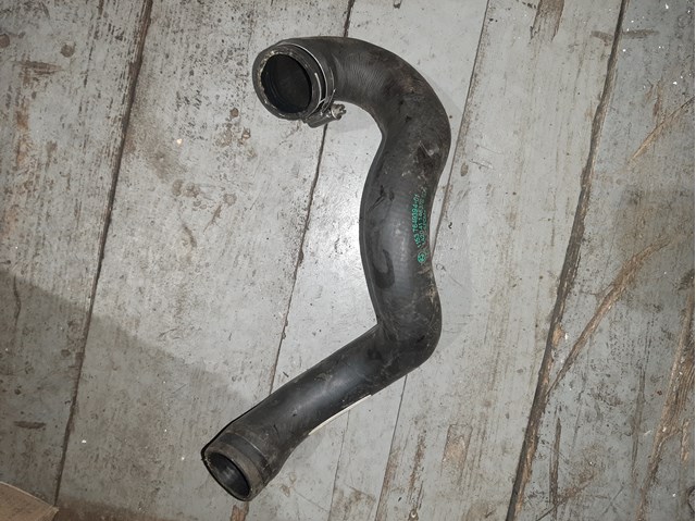 Трубопроводи і шланги системи охолодження 11537649394 BMW