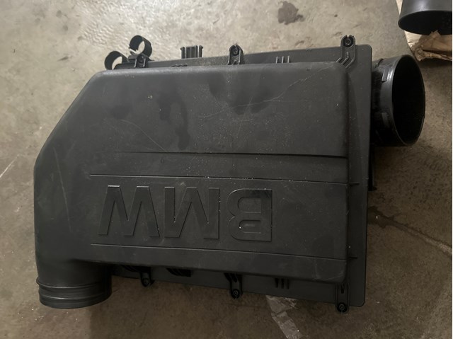 Коробка фільтра 13717583713 BMW
