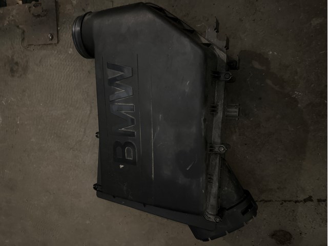 Корпус повітряного фільтра 13717583725 BMW