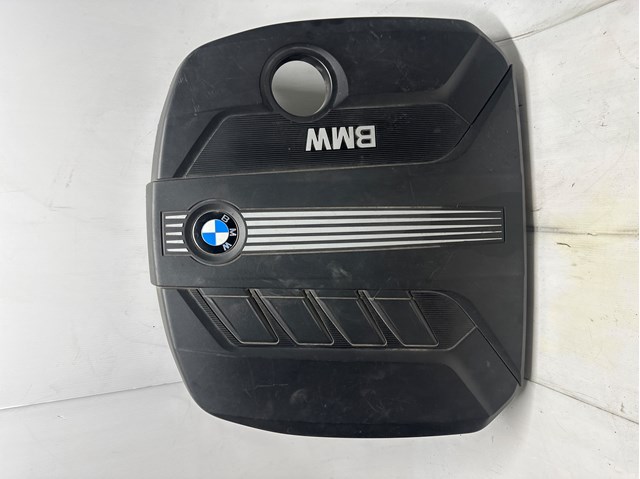 Кришка двигуна декоративна 13717802847 BMW
