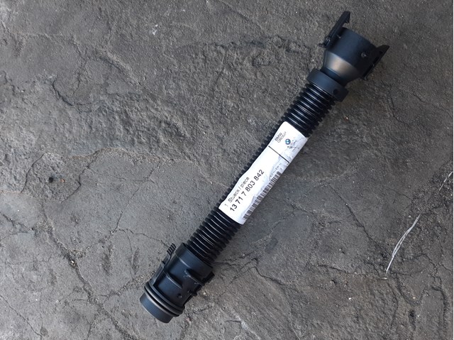 Шланг для видалення повітря 13717803842 BMW