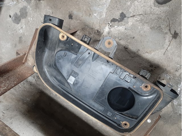 Коробка фільтра 13717812064 BMW