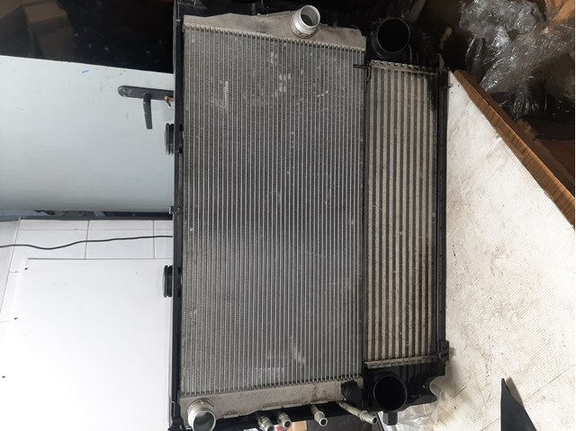 Радіатор водяний 17118509176 BMW